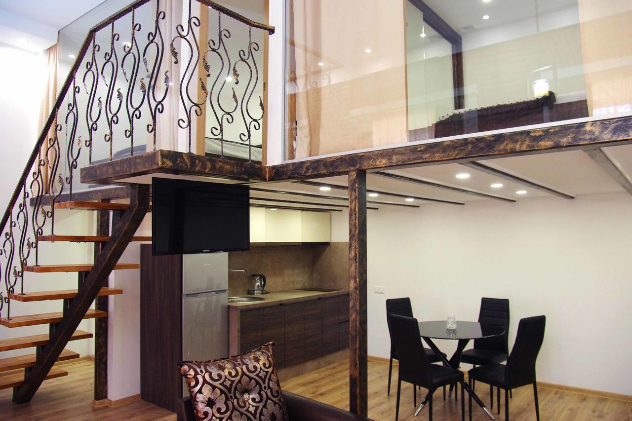 Apartment On Tabidze 第比利斯 外观 照片